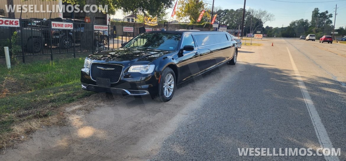 Limousine for sale: 2016 Chrysler 300 by Springfield coach group