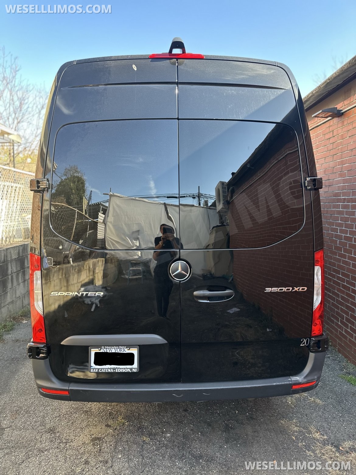 2022 HQ Mercedes-Benz Sprinter 3500  Sprinter - Photo 2