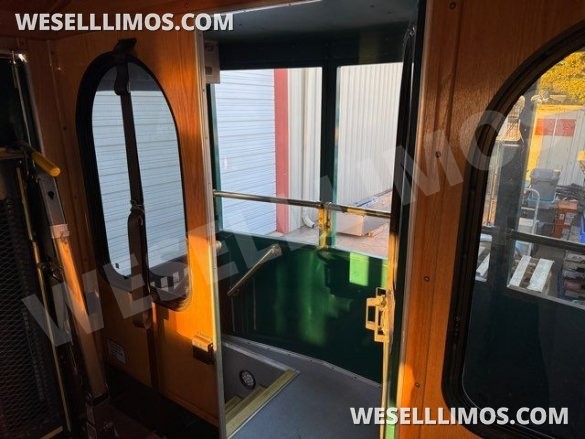 2014 Ford F-53 Trolley for Sale in Anaheim, CA - Photo 3