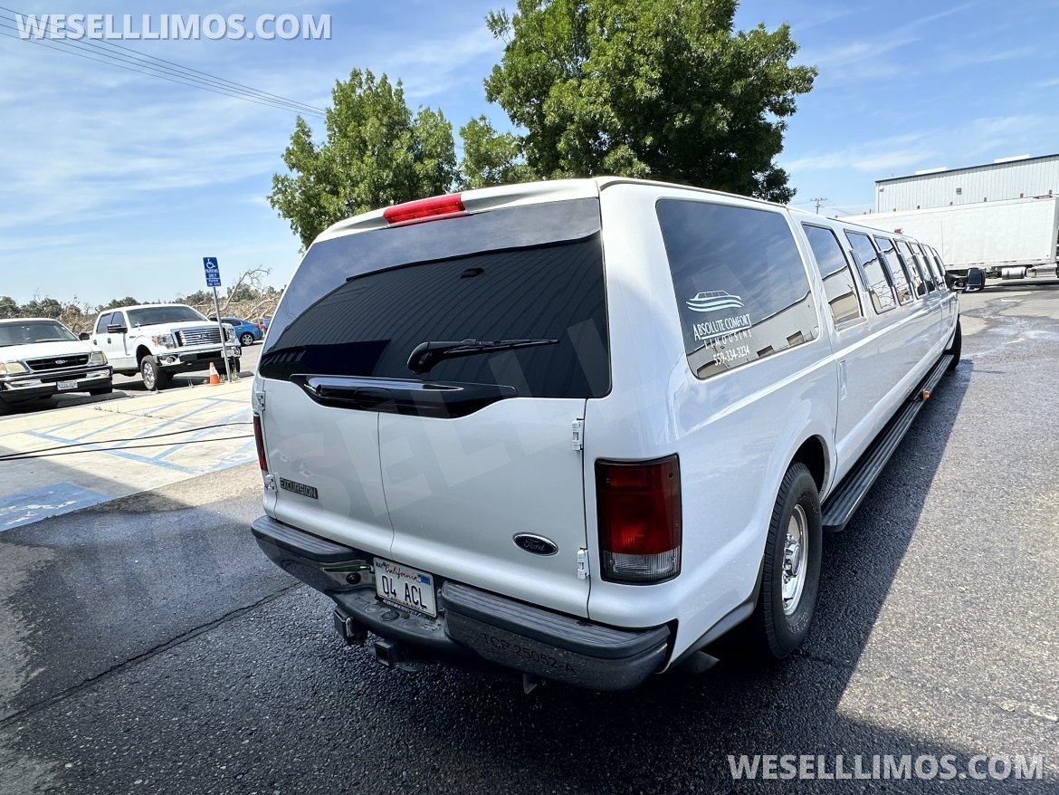 2005 Royal Coach Ford Excursion 200in stretch  SUV Stretch - Photo 4