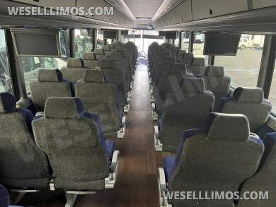 2018 MCI J4500 Motorcoach - Motorcoach for Sale in Rockville, MD - Photo 5