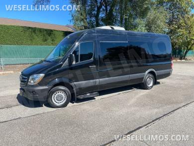 2017 Mercedes-Benz Sprinter Sprinter for Sale in Baldwin, New York, US - Photo 3