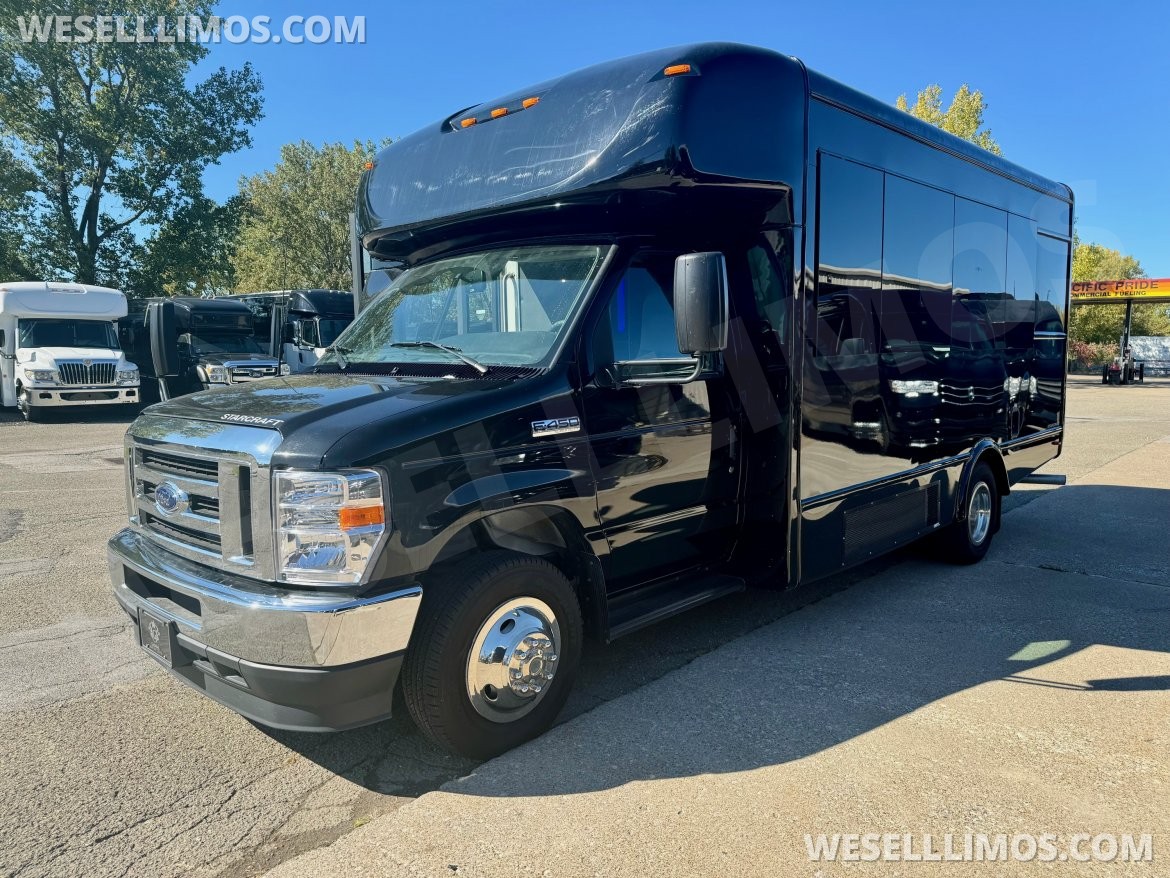 Limo Bus for sale: 2023 Ford E-450 by Global Motor Coach