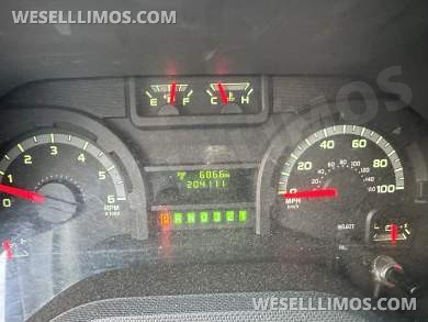 2014 Ford E-450 Shuttle Bus for Sale in Queens, New York, US - Photo 4