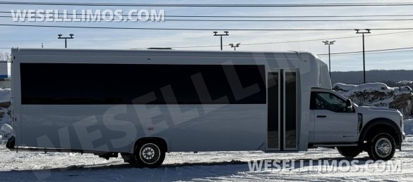 FORD F550 Custom Luxury Limo Bus by LGE Coachworks