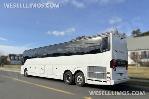 2016 Prevost H3-45 Motorcoach for Sale in Monroe, NJ - Photo 2