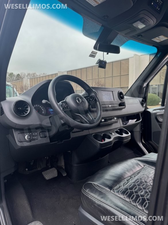 2019 3500XD Mercedes-Benz Executive Sprinter