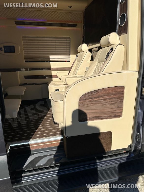 2022 Mercedes-Benz 3500XD Sprinter