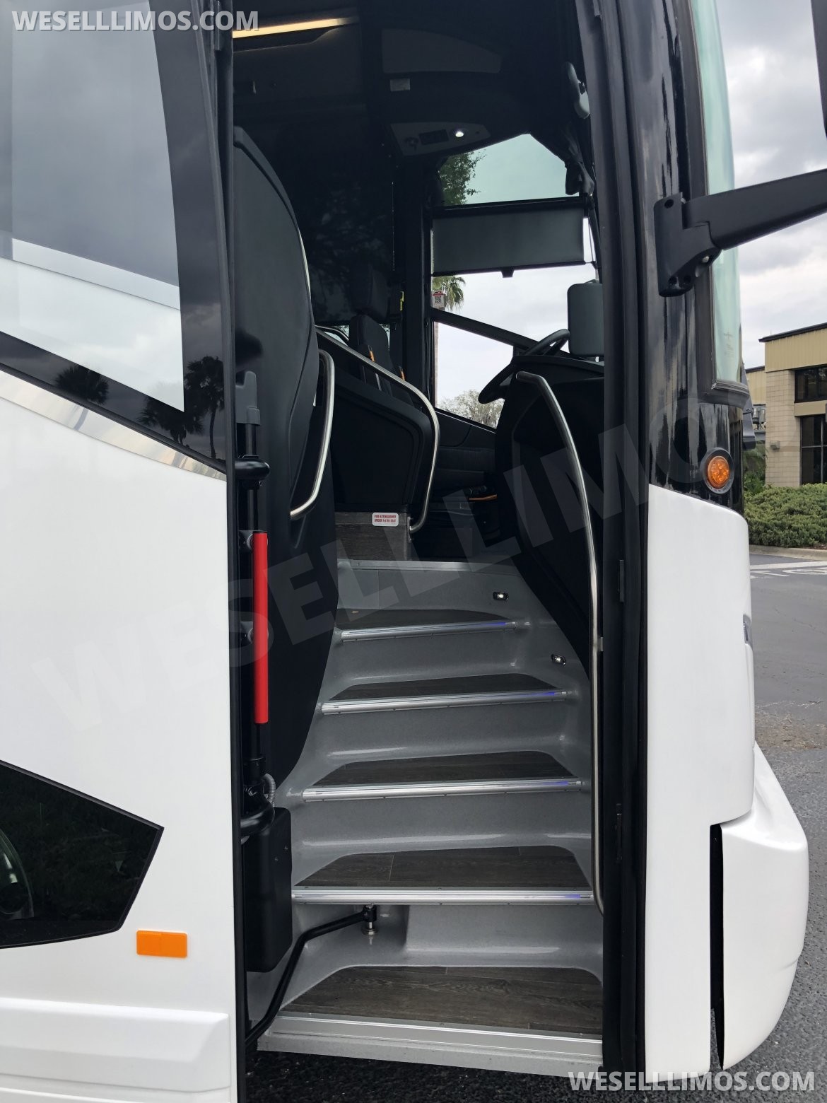 Photo of Motorcoach for sale: 2020 Van Hool CX45 45&quot; by Vanhool