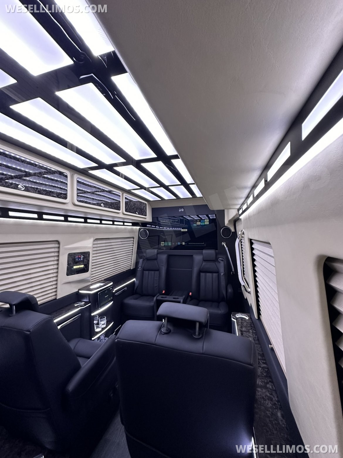 2025 CEO White Mercedes-Benz Sprinter - Photo 3