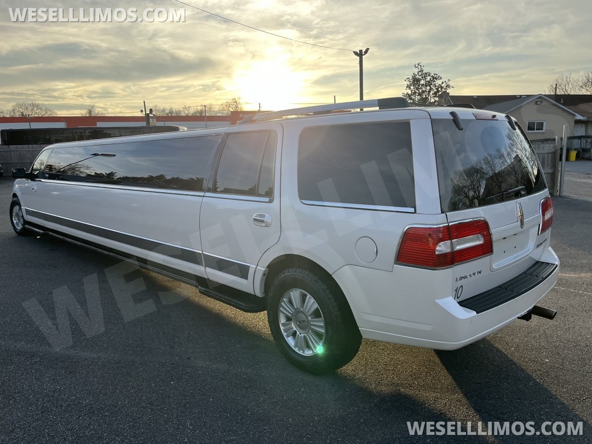 2013 Moonlight Lincoln Navigator SUV Stretch - Photo 5