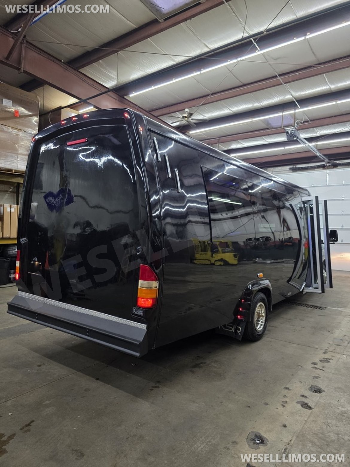 Photo of Limo Bus for sale: 2014 Ford E450 by Ameritrans