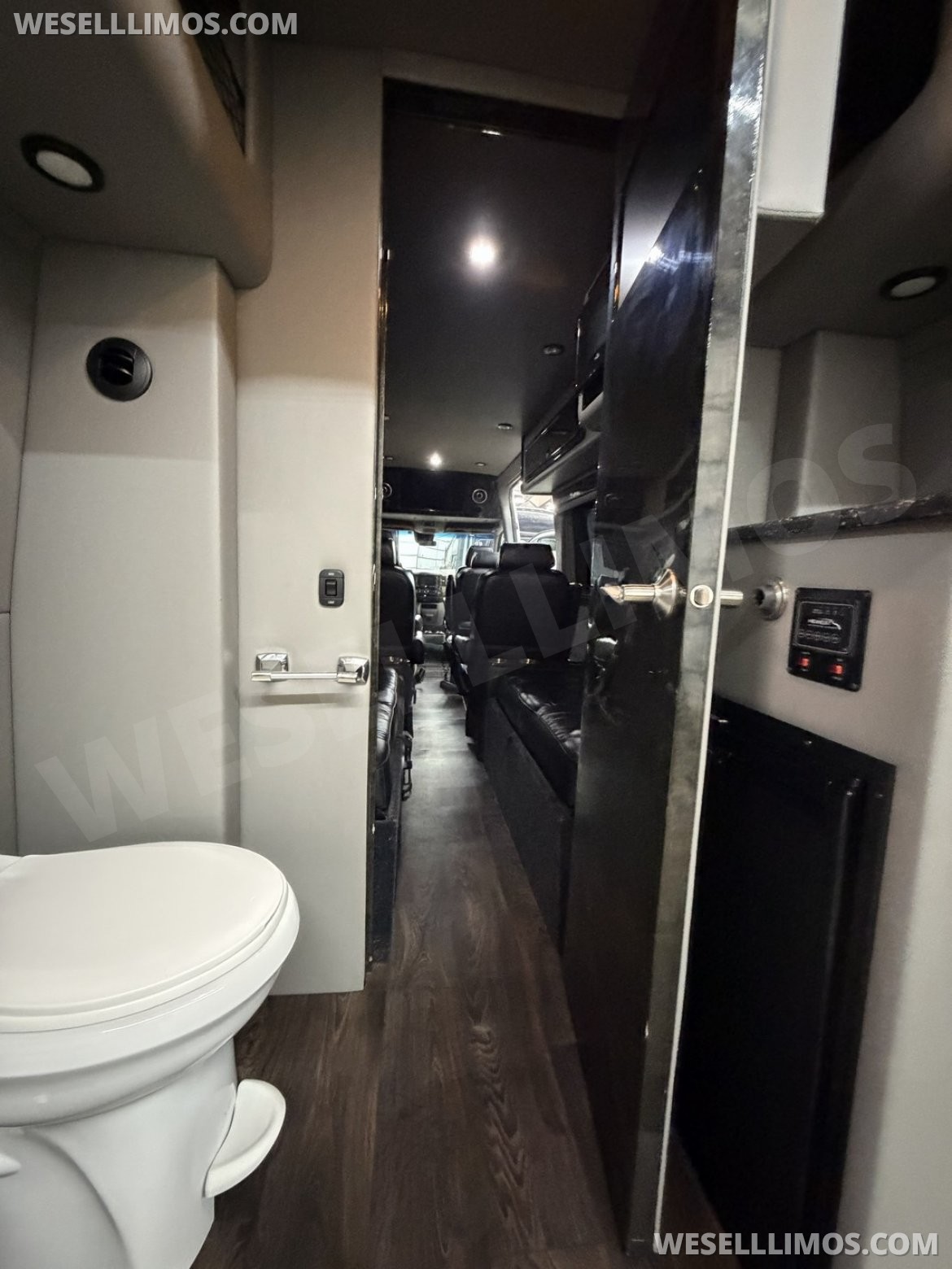 Photo of CEO SUV Mobile Office for sale: 2017 Mercedes-Benz Sprinter 3500 EXT by Midwest Automotive