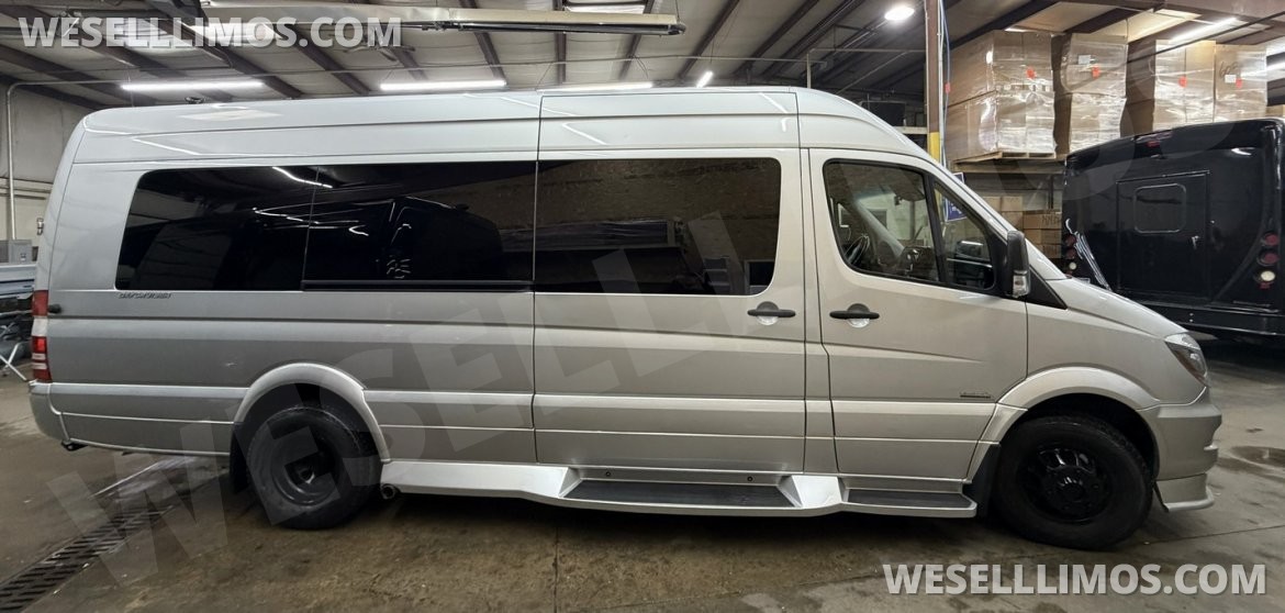 Photo of CEO SUV Mobile Office for sale: 2017 Mercedes-Benz Sprinter 3500 EXT by Midwest Automotive