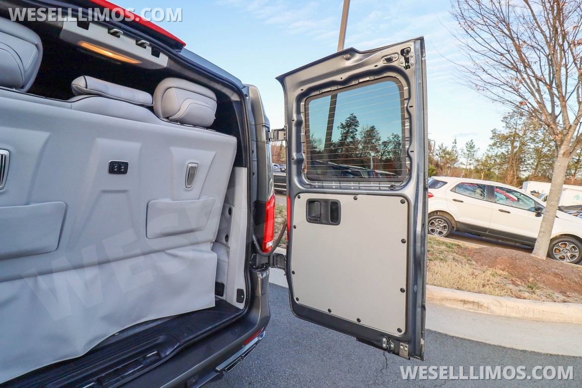 Photo of CEO SUV Mobile Office for sale: 2022 Mercedes-Benz METRIS