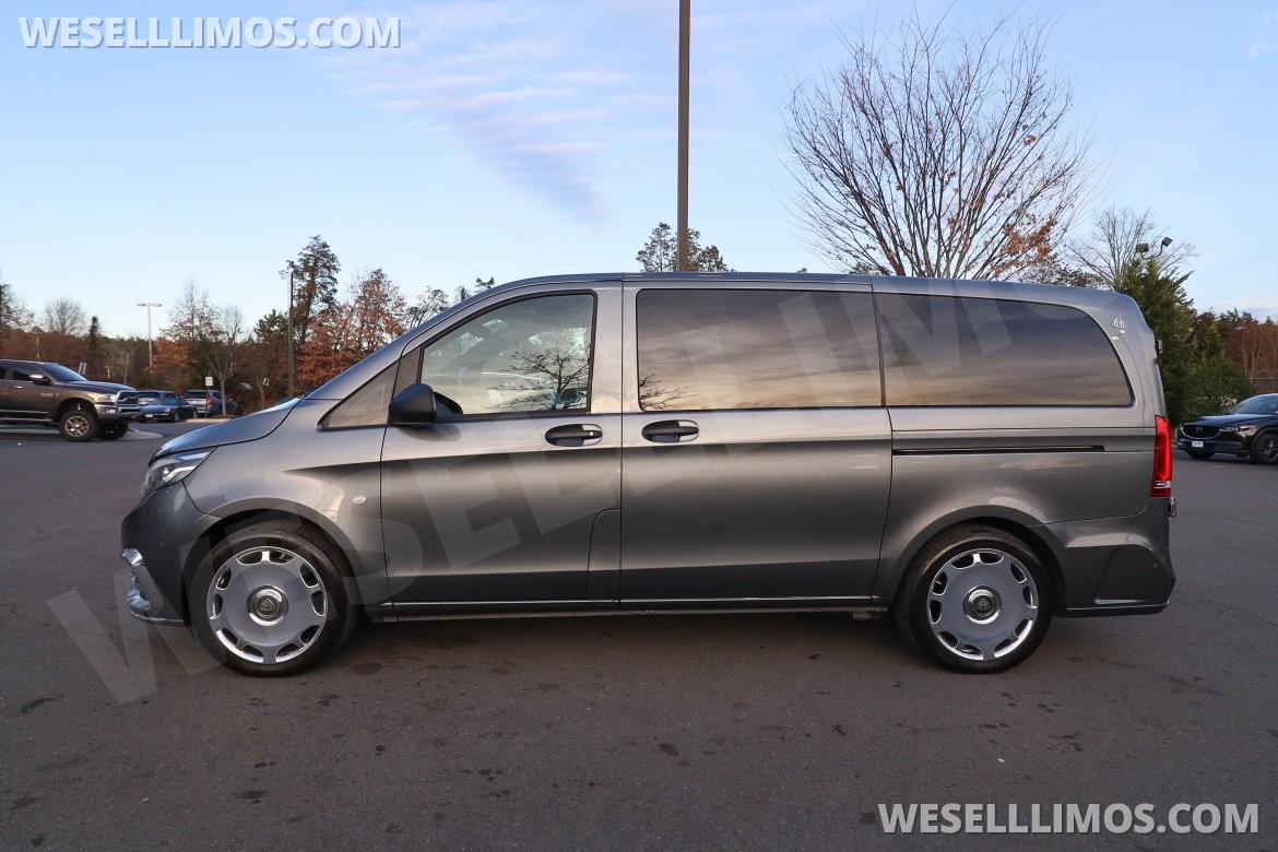Photo of CEO SUV Mobile Office for sale: 2022 Mercedes-Benz METRIS