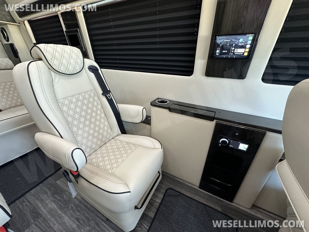 Photo of Sprinter for sale: 2026 OGV Luxury Coach V-Sport 9RB7 295"