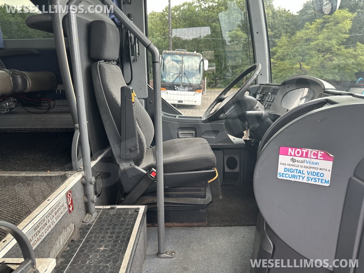 Photo of Motorcoach for sale: 2010 Setra Coach S 417