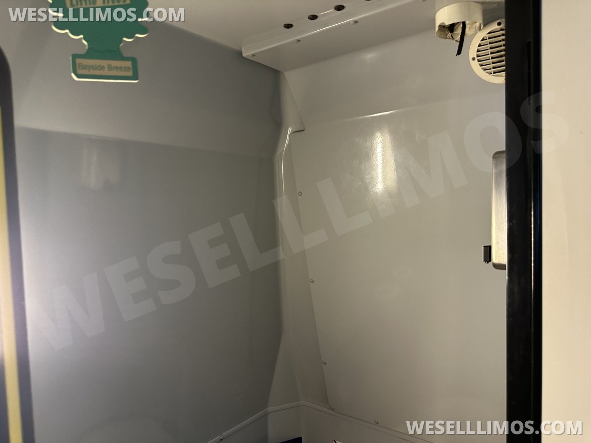 Photo of Motorcoach for sale: 2010 Setra Coach S 417