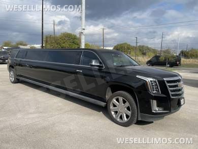 2017 Springfield Cadillac Escalade Limousine - SUV Stretch for Sale in Austin, TX - Photo 3