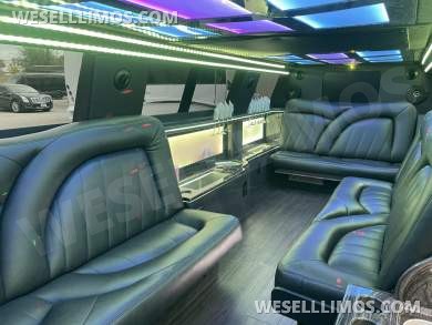 2017 Springfield Cadillac Escalade Limousine - SUV Stretch for Sale in Austin, TX - Photo 13