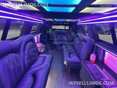 2017 Springfield Cadillac Escalade Limousine - SUV Stretch for Sale in Austin, TX - Photo 14