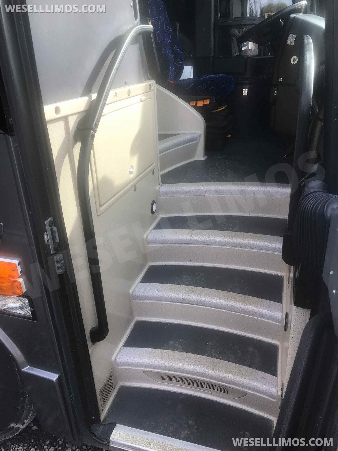 Photo of Motorcoach for sale: 2010 Prevost H3-45 45" by Prevost