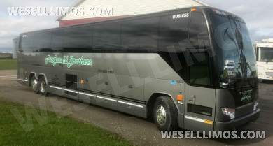 2010 Prevost Prevost H3-45 Motorcoach