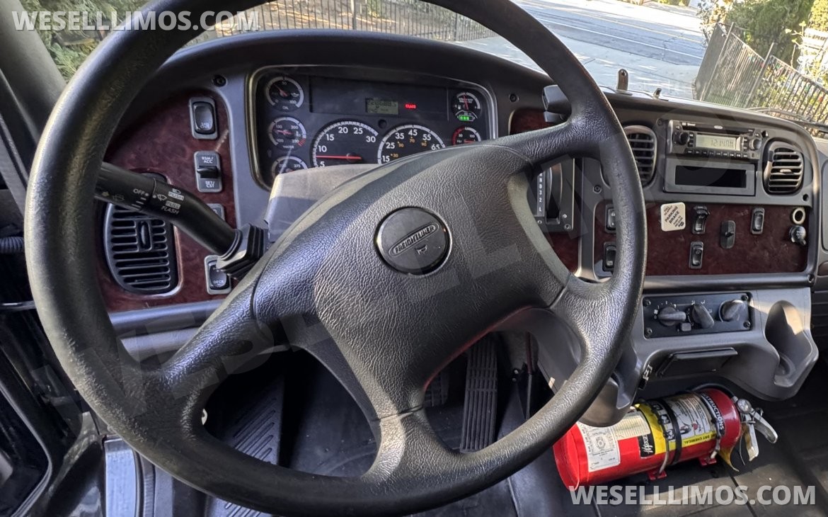 Photo of Shuttle Bus for sale: 2015 Freightliner M2 45" by Executive coach