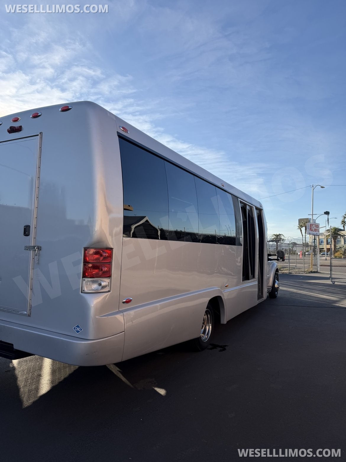 Photo of Executive Shuttle for sale: 2015 Ford F-550 by Executive Coach Builder