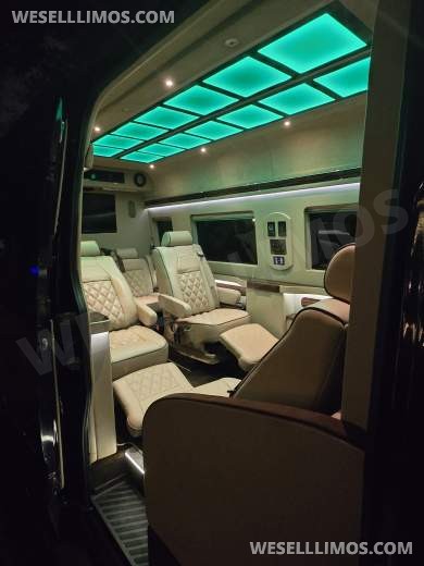 2013 Midwest Mercedes-Benz 2500 Sprinter