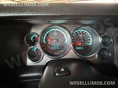 2008 Coach Works Hummer H2 Limousine - Limousine for Sale in Porterville, California, United States - Photo 16