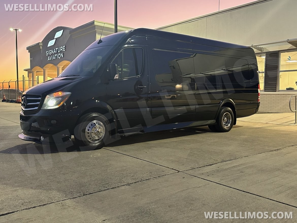 Sprinter for sale: 2018 Mercedes-Benz Sprinter 3500 170" by Midwest