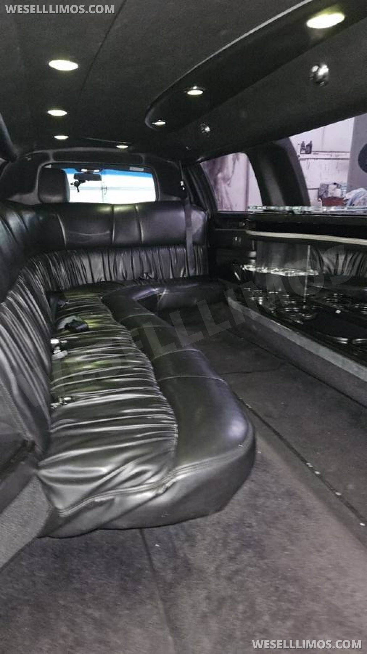 Photo of Limousine for sale: 2011 Lincoln Towncar 120" by Krystal
