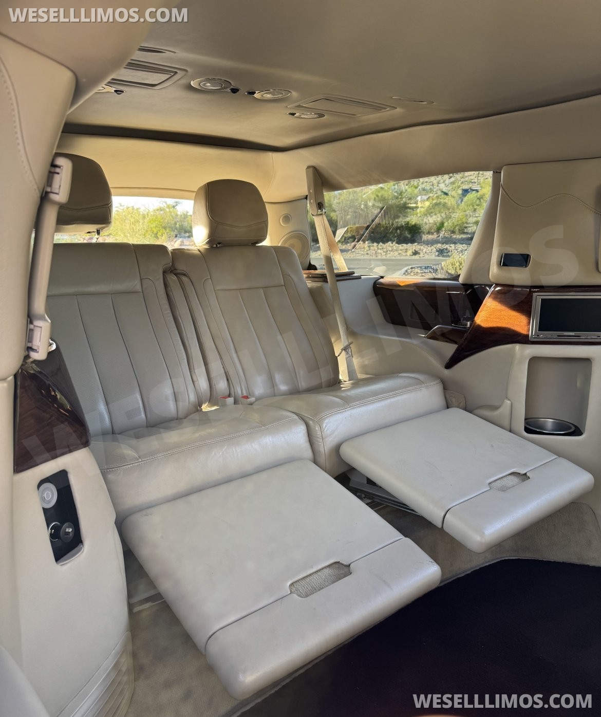 Photo of SUV Stretch for sale: 2017 Cadillac Escalade ESV 4WD Luxury 40" by LCW