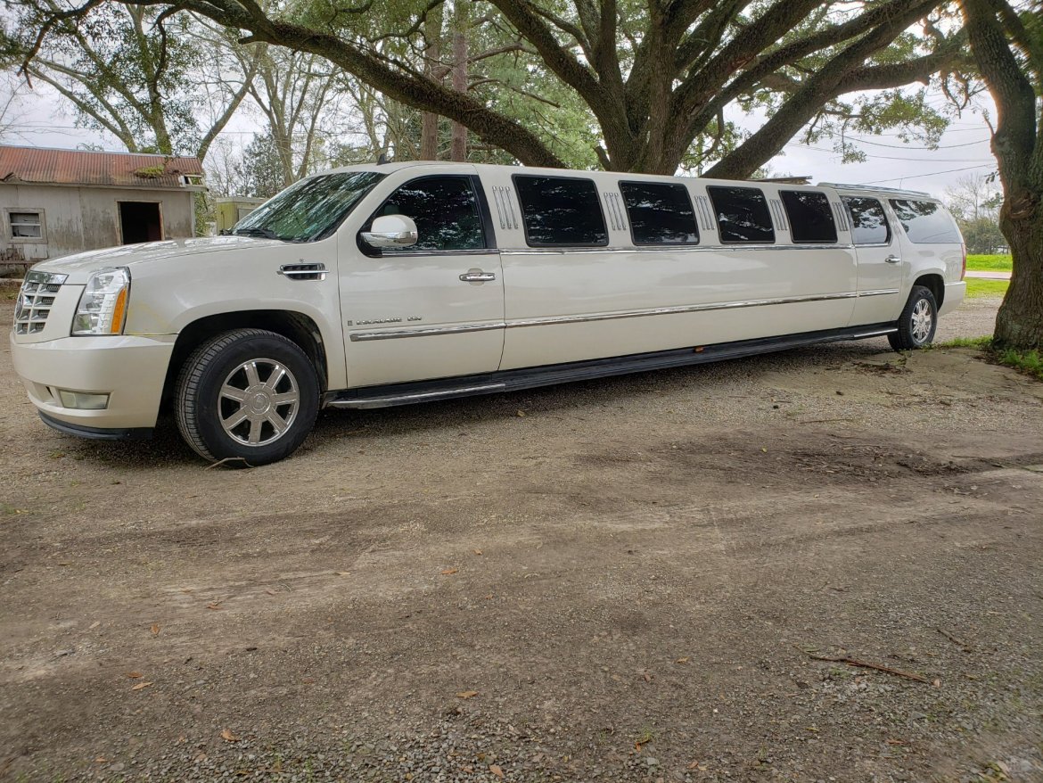 Limousine for sale: 2007 Cadillac Escalade 180&quot; by Legendary