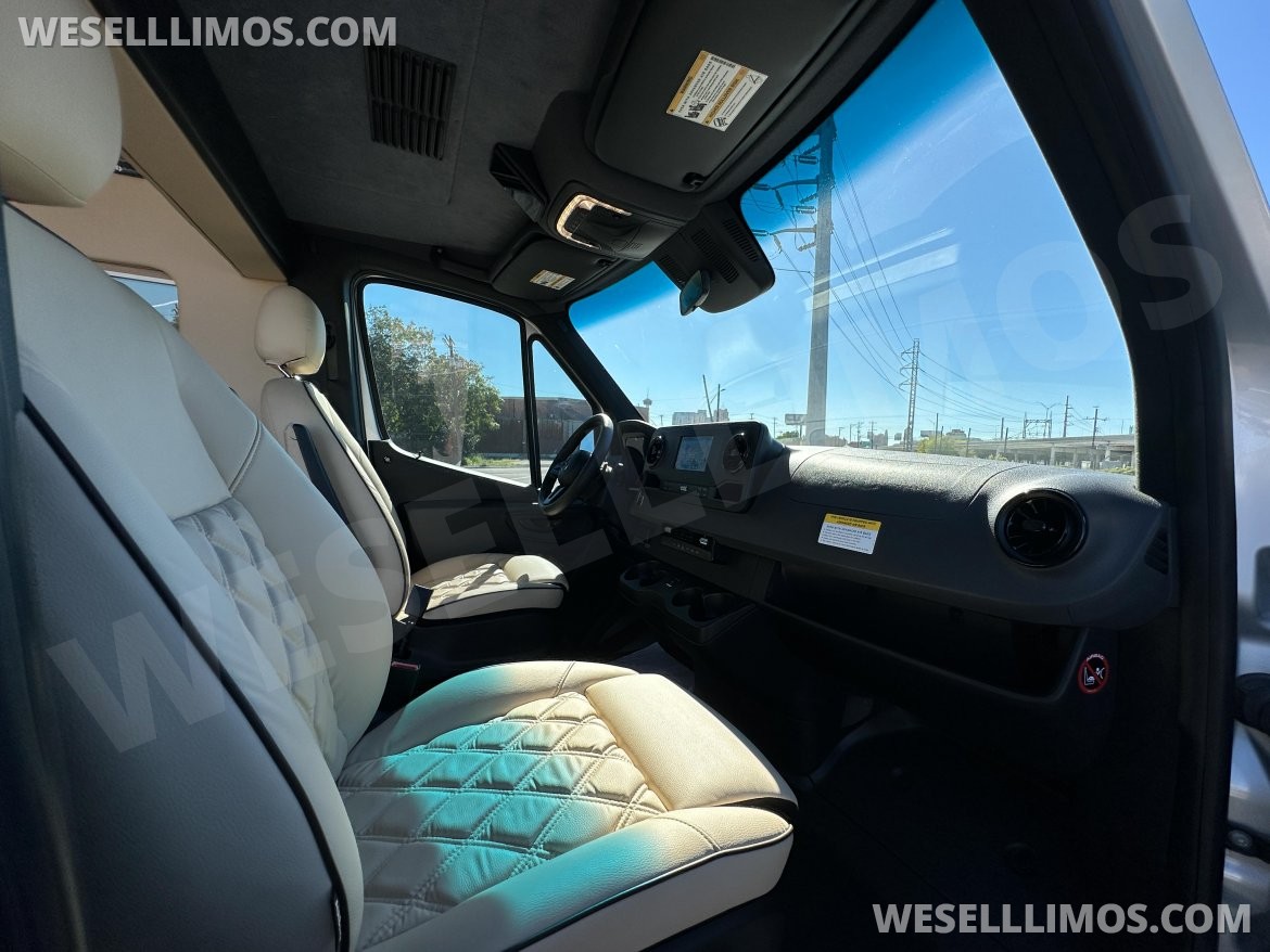 Sprinter for Sale in San Antonio, TX - Photo 11