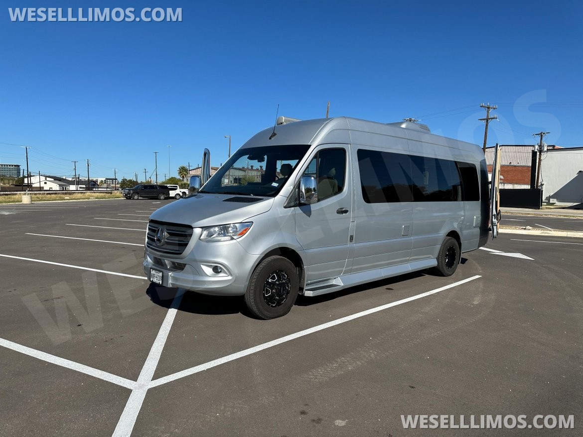 Sprinter for Sale in San Antonio, TX - Photo 16