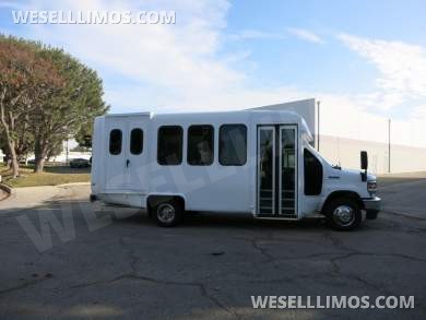 2023 Diamond Coach Ford E-450 ADA Shuttle Bus