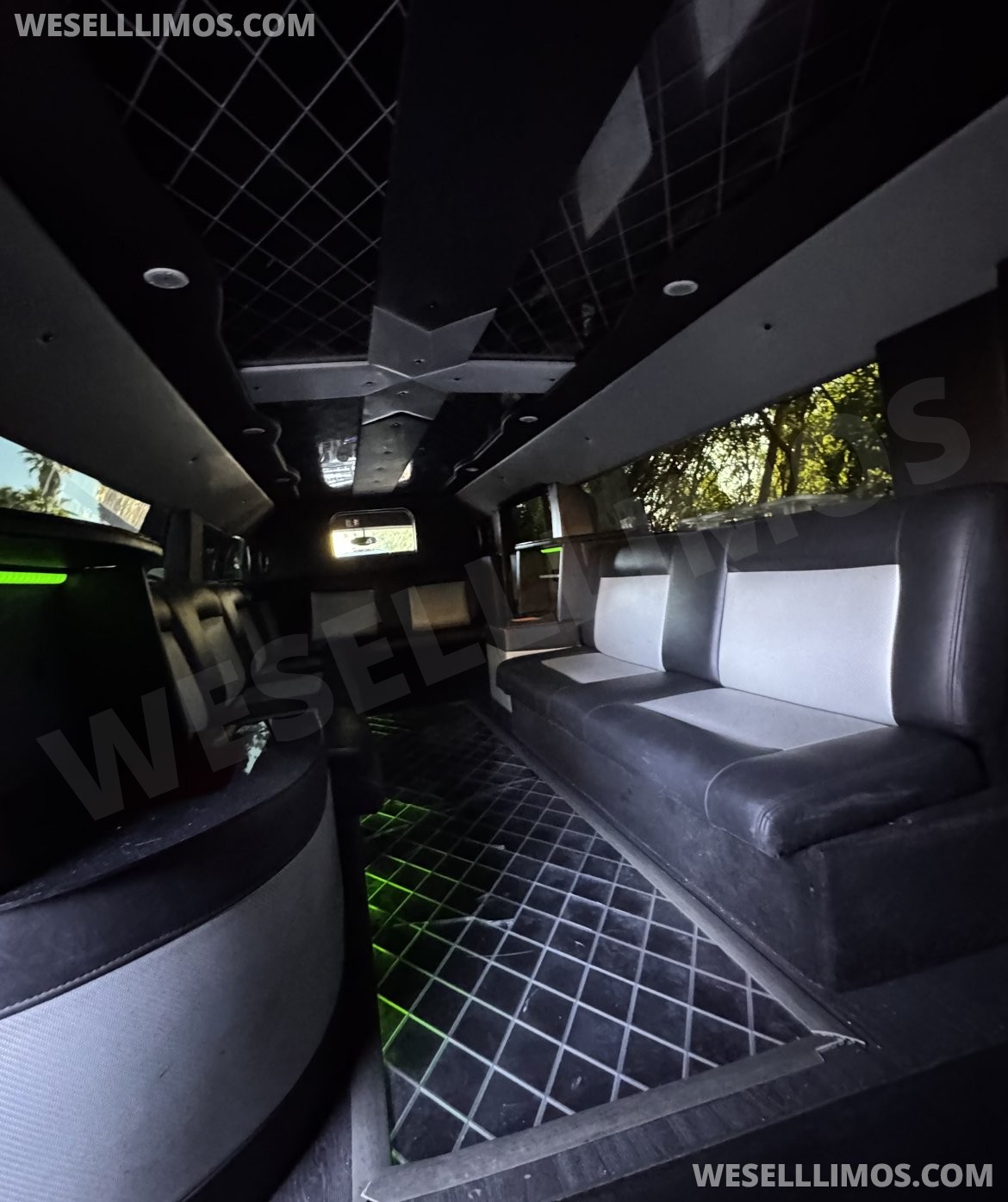 Photo of Limousine for sale: 2004 Hummer H2 30"