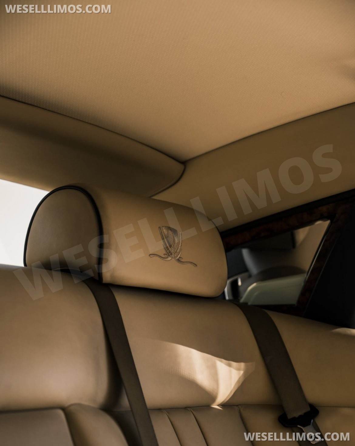 Photo of Sedan for sale: 2015 Rolls-Royce Phantom Long base by Wynn Casino