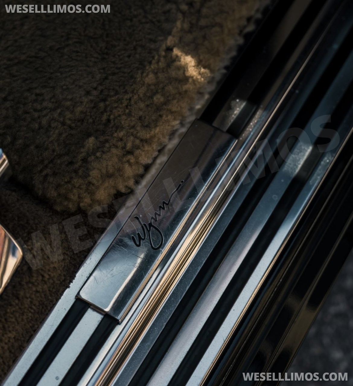 Photo of Sedan for sale: 2015 Rolls-Royce Phantom Long base by Wynn Casino