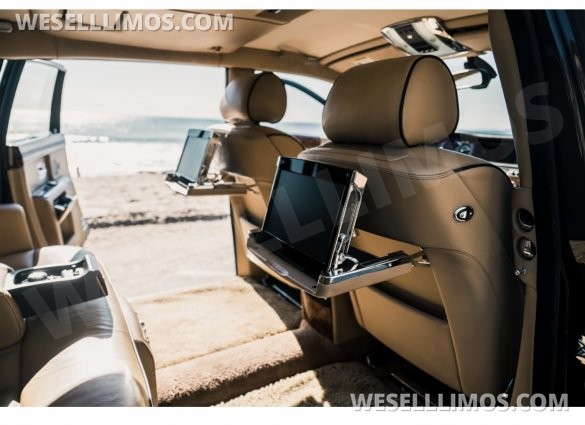 2015 Rolls-Royce Phantom Long Base  Exotic