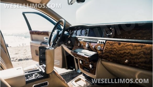 2015 Rolls-Royce Phantom Long Base  Exotic
