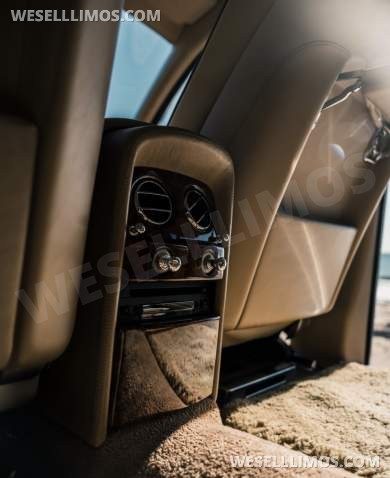 2015 Rolls-Royce Phantom Long Base  Exotic