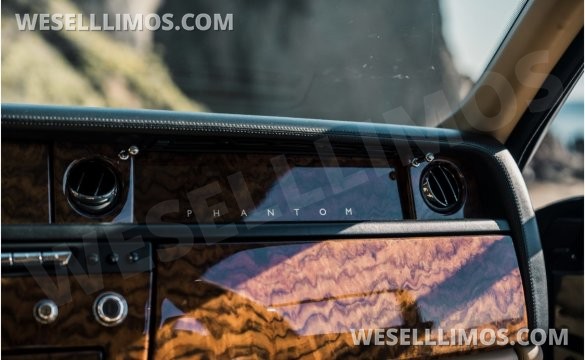 2015 Rolls-Royce Phantom Long Base  Exotic
