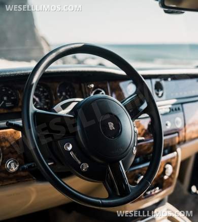 2015 Rolls-Royce Phantom Long Base  Exotic