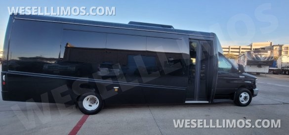 2019 Ford E-450 Limo Bus for Sale in Frisco, TX - Photo 3