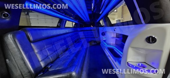 2013 Chrysler 300  Limousine