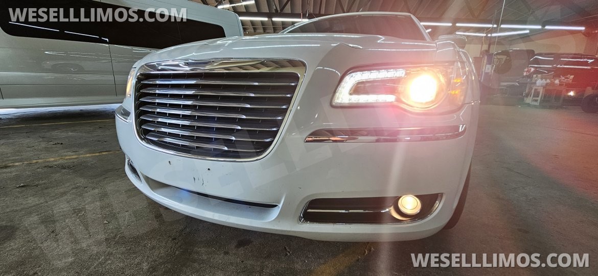 Photo of Limousine for sale: 2013 Chrysler 300 140" by Tiffany